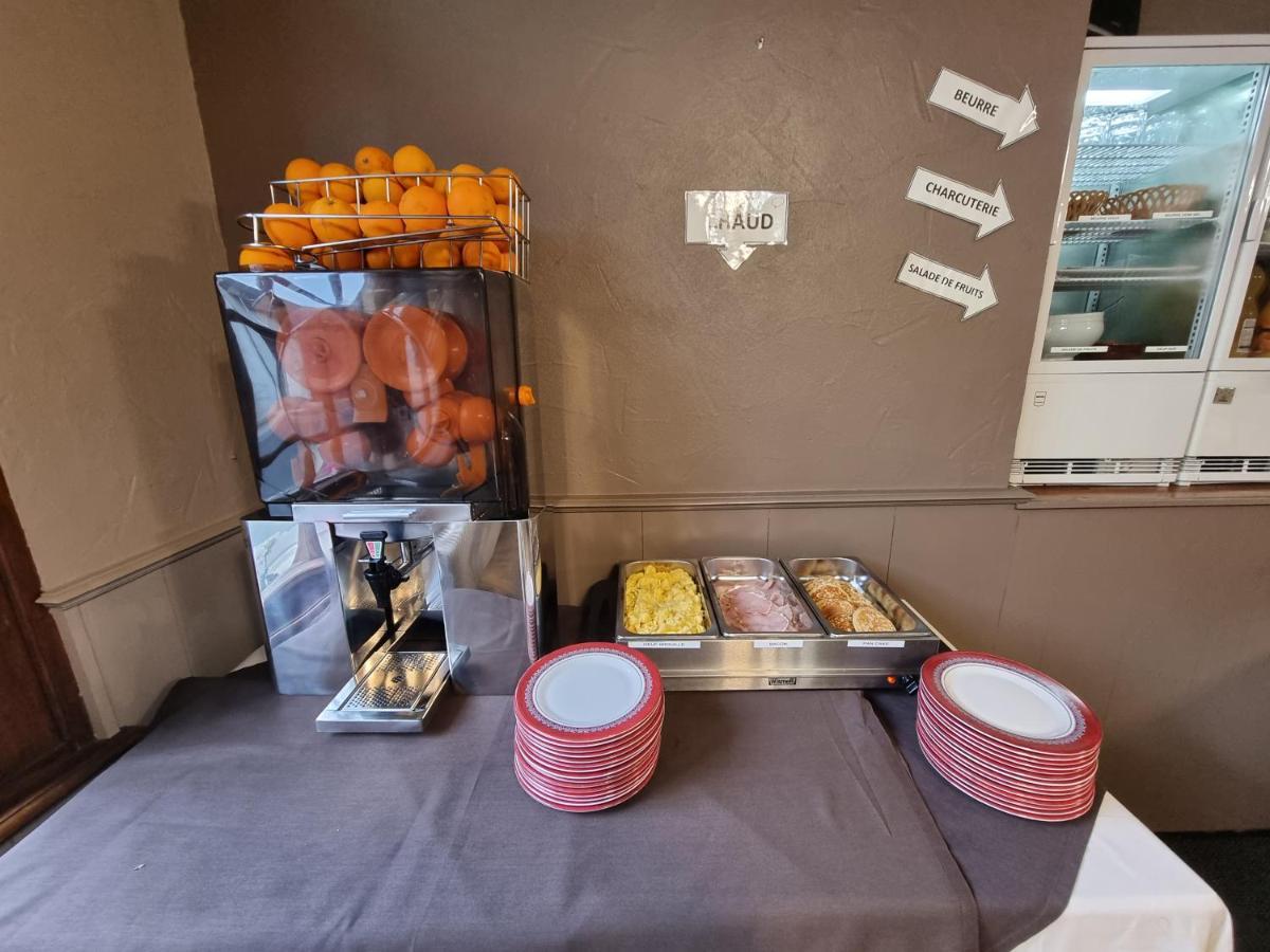 Logis Hotel Saint-Hubert كور تشيفيرني المظهر الخارجي الصورة